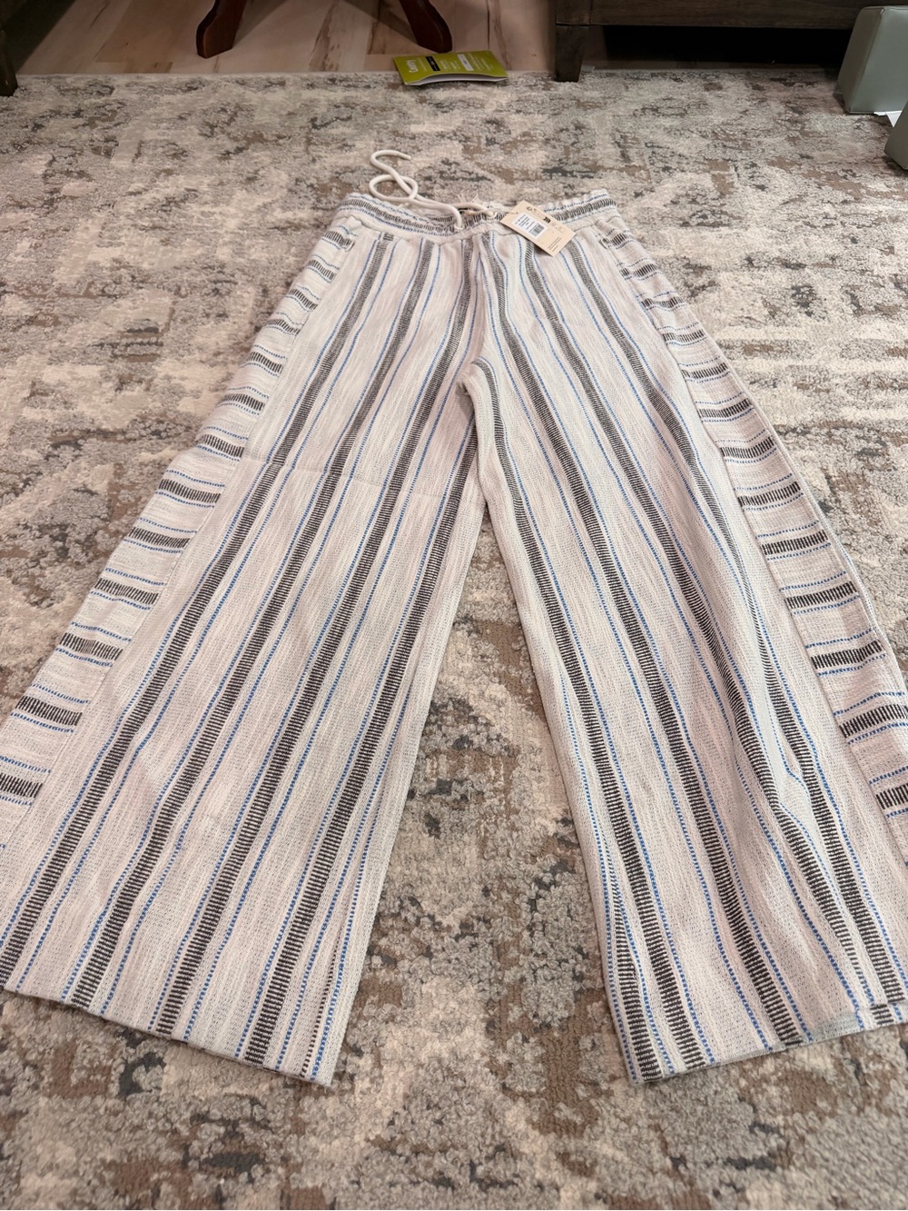 Stripe Crop Track Pant - Picture 4 of 6